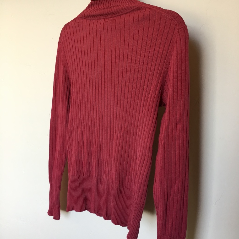 Banana Republic Pink Silk Blend Sweater (L) - Picture 4 of 5